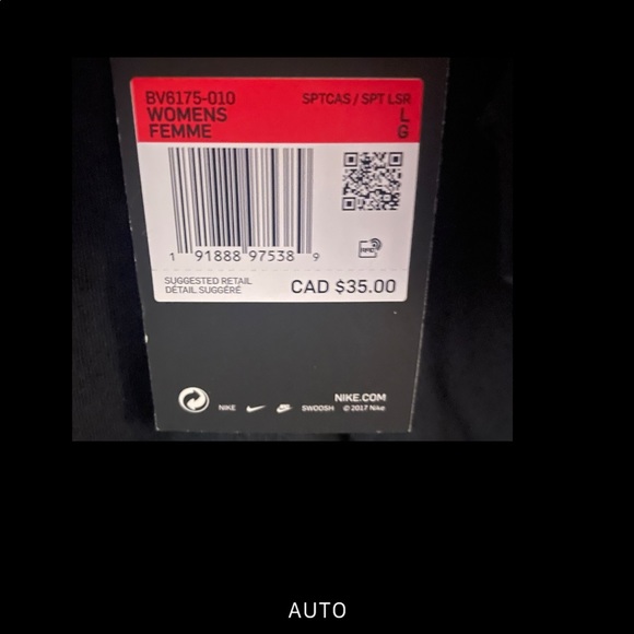 Nike Cropped Tee - Picture 2 of 2